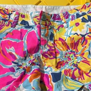 Lilly Pulitzer Vibrant Floral Women's Shorts